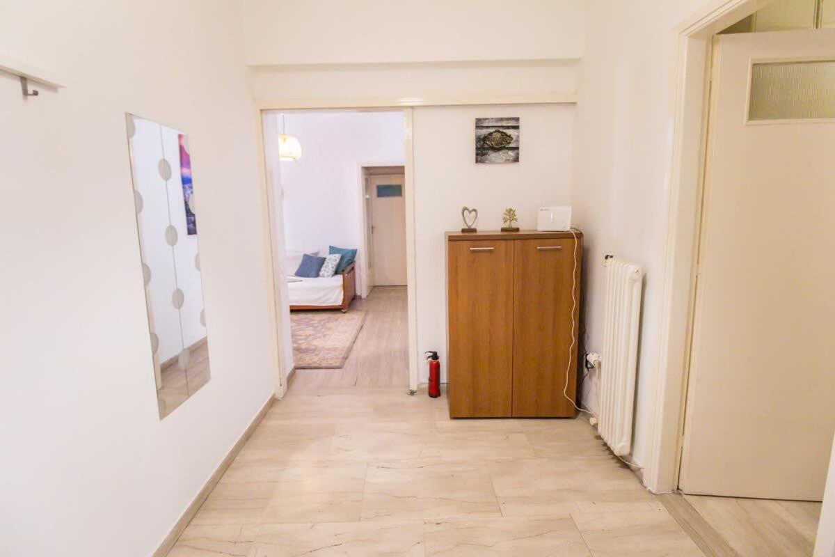 Stylish Apt In Athens Center Buitenkant foto