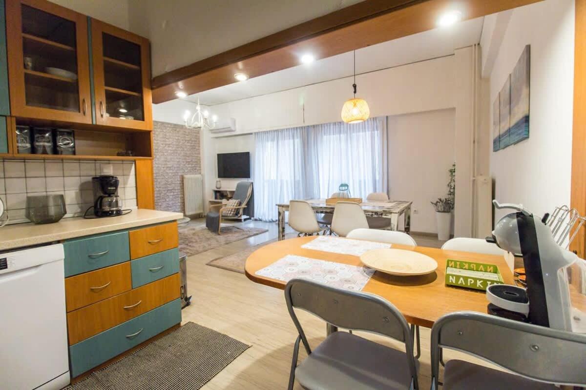 Stylish Apt In Athens Center Buitenkant foto